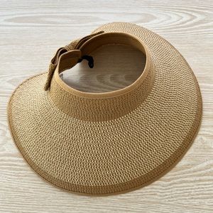 Sun hat. Size adjustable